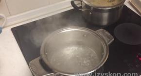 Как варить макароны в кастрюле